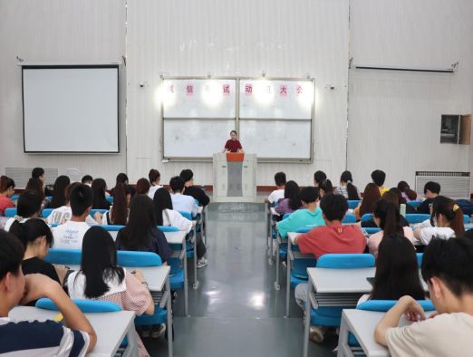 1623870373024056677.jpg 在线纸牌