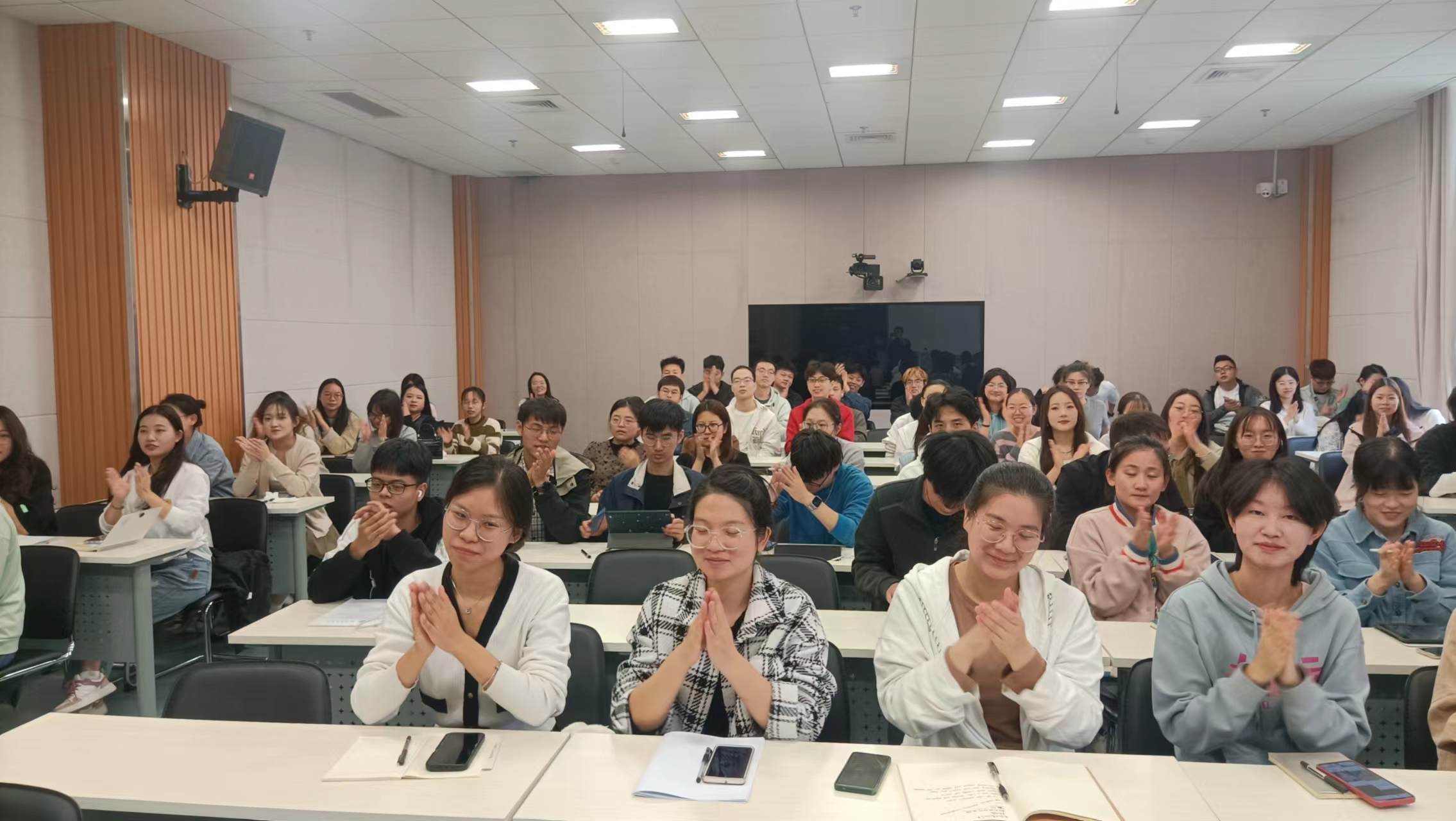 微信图片_20231025110154.jpg 在线纸牌