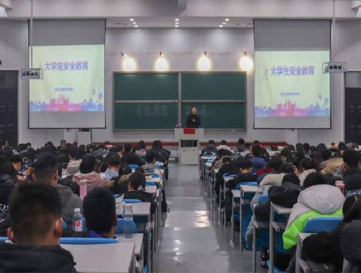 1609975739630039849.jpg 在线纸牌