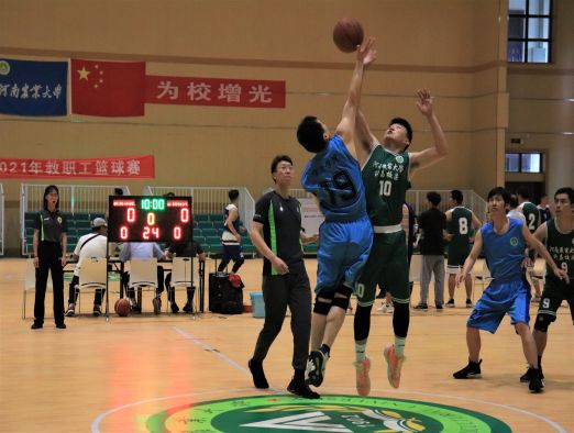 1621668759512054671.jpg 在线纸牌