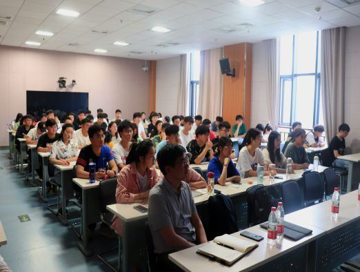 1620939312619047396.jpg 在线纸牌